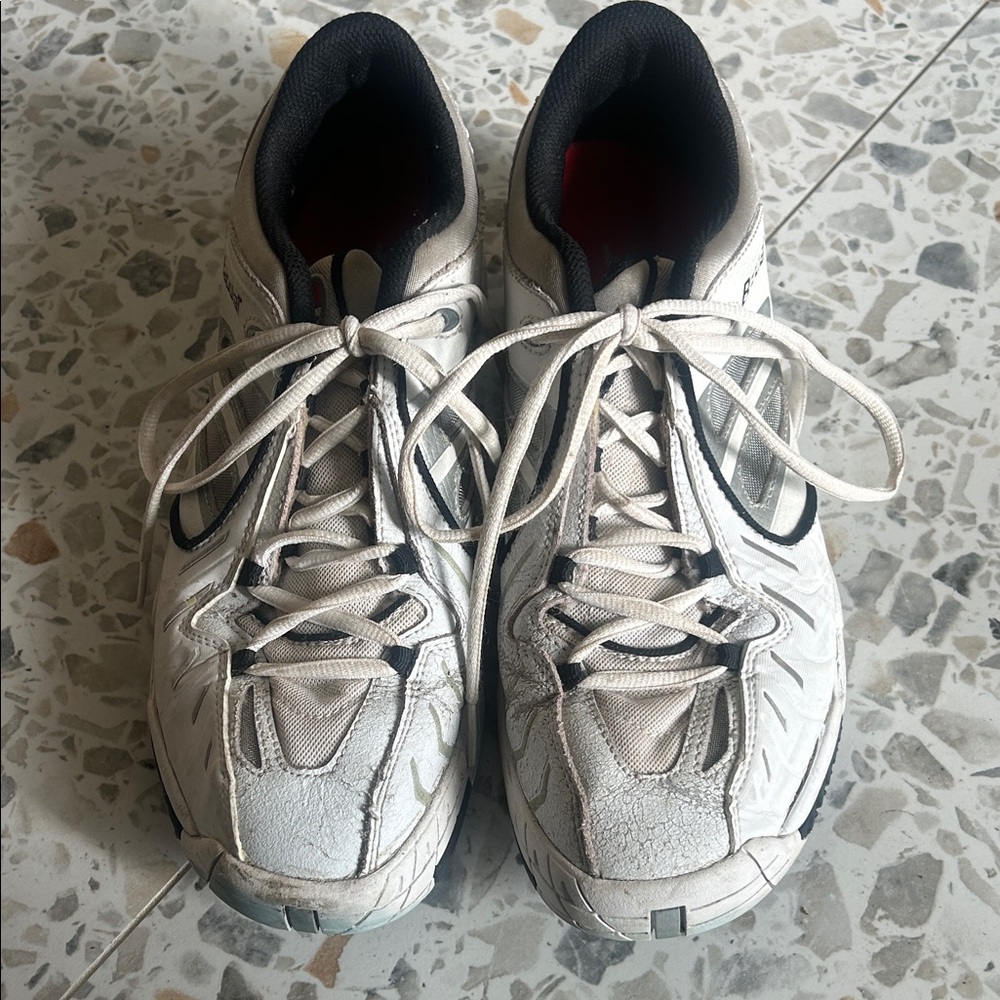 Men's Gray and Black Athletic Shoes